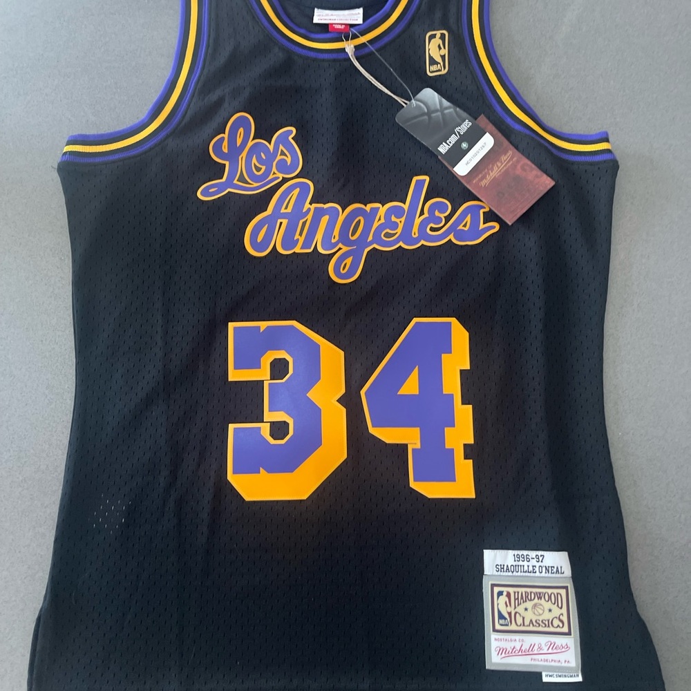 Lakers jersey.